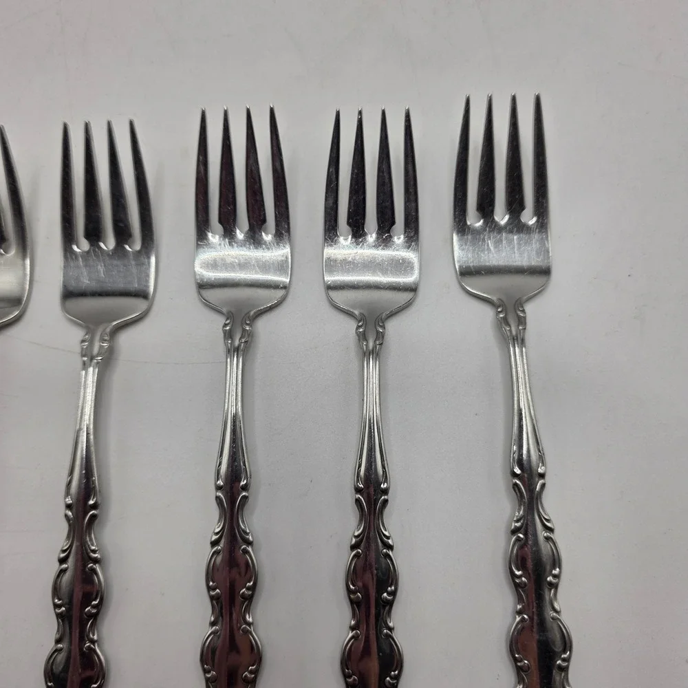 Oneida Salad Fork Chateau Deluxe Stainless Ornate Scroll Glossy Flatware Set 6pc